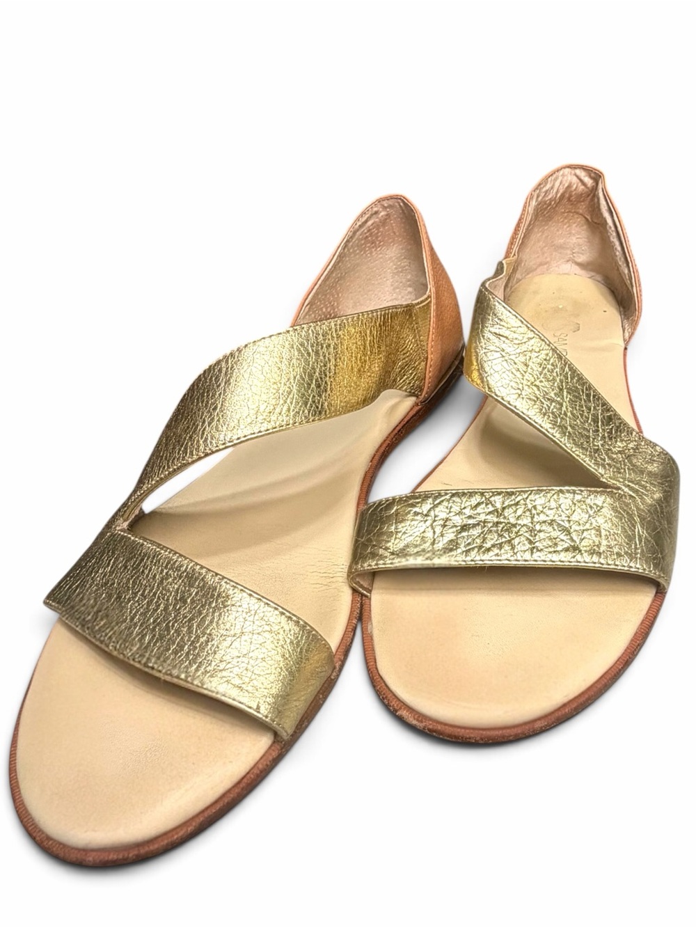 Yosi Samra Casey Gold Crinkle Flats Crossover D'Orsay Tan Heel Sandals Sz 8
